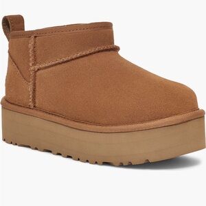 🌟 UGG® Kids’ Classic Ultra Mini Platform Boot – Chestnut | Size 13M | NEW